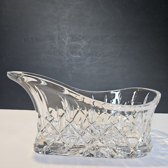 Wine Bottle Caddy/Centerpiece Lady Anne by Gorham Crystal 6 X 6 X 11" - Picture 2 of 12